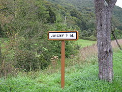 Entrée de Joigny-sur-Meuse par la voie verte.