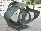 Barbara Hepworth, Oval form