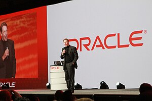 English: Larry Ellison lecturing during Oracle...