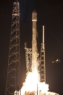 Запуск Falcon 9 с ASIASAT 6 (16233828644) .jpg