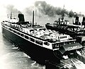 The 41 docked at Manitowoc, Wisconsin c. 1950's. Notice the Midland's large automobile capacity.