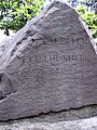 Spomenik, ki ga je v Dedžimi postavil Siebold v čast Kaempferju in Thunbergu