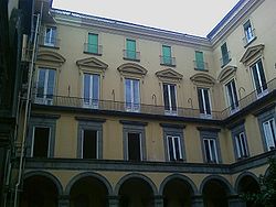 Palazzo Filomarino – a belső udvar
