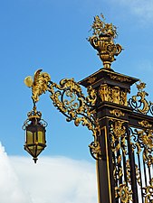 Felinar de fontă aurită din Place Stanislas, de Jean Lamour (1750–1758)