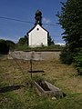 kaple a studánka