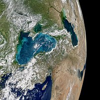 Tourbillons turquoise dans la mer Noire. (définition réelle 7 000 × 7 000)