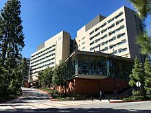 Sproul Landing dorms above B-plate dining hall at Charles E Young and De Neve Drive. UCLA Carnesale Commons.jpg