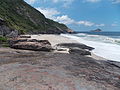 Praia do Inferno, una de les cinc platges verges i salvatges del barri