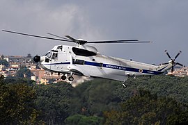 Die beiden ausgemusterten SH-3D/TS sind in Vigna di Valle und Ciampino ausgestellt