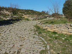 Ambrussum South Gate Paved Road 0402.JPG