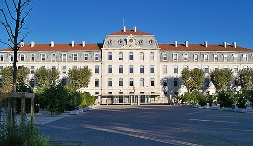 Avignon - Préfecture.jpg