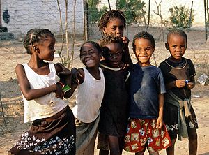 English: Children in Khorixas, Namibia Deutsch...