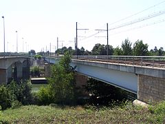 Le pont ferroviaire de Langon (août 2010).