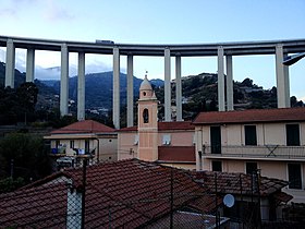 Le viaduc vue du hameau de Latte, frazione de Vintimille.