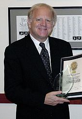 Leonard Slatkin Leonard Slatkin 2004.jpg