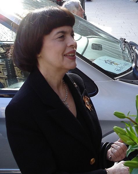 File:MireilleMathieu22.03.2006.jpg