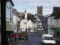 Moretonhampstead town centre - geograph.org.uk - 31177.jpg