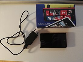 Смартфон Nokia Lumia 820