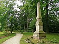 Obelisk (Einzeldenkmal zu ID-Nr. 09301665)