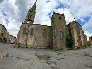 L'église Saint-Sauveur d'Ardelay.