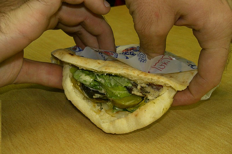 תמונה:Sabich1.jpg