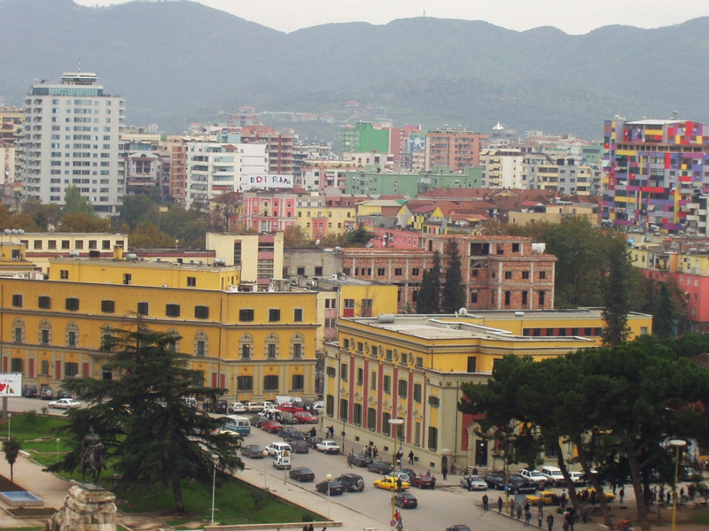  800px-Tirana-2003.pn