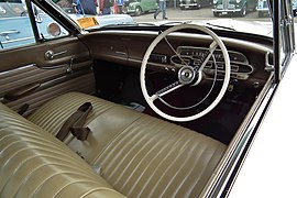 "פורד פלקון XP" הרדטופ, דגם דה-לוקס, 2 דלתות, שנת 1965 - מבט לתא הנהג
