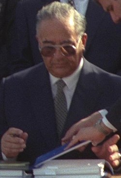 אל-מג'אלי חותם על הסכם השלום בין ישראל לירדן, אוקטובר 1994