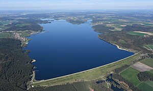 Großer Brombachsee, hinten links der Kleine Brombachsee, hinten rechts der Igelsbachsee