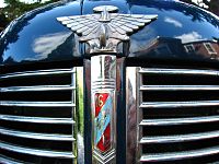 Austin 16 badge