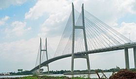 Le pont Mỹ Thuận en 2011