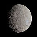 Ceres sfotografowana z odległości 13641 km