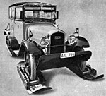 Österrikisk postbuss av halvbandvagnstyp av märket Citroën-Kégresse, 1930