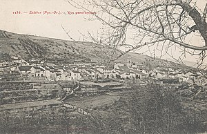 Estoher - Vue panoramique (carte postale 1236).jpg