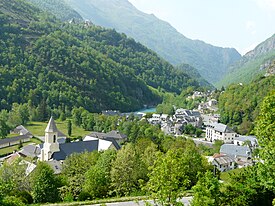 Vista da aldeia de Gèdre