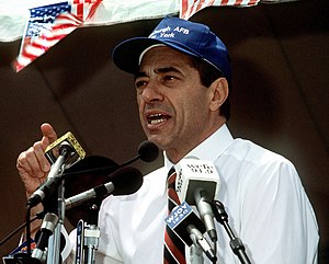 "New York Governor {{w|Mario Cuomo}} spea...