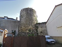 城堡塔（法語：Tour des remparts (Sablé-sur-Sarthe)）