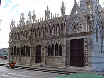 Църквата „Света Мария“ в Пиза