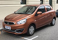 2017 Mitsubishi Mirage (LA MY17) ES хэтчбек (2018-04-24) 01.jpg