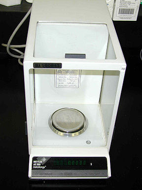 Analytical balance mettler ae-260.jpg