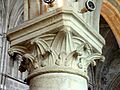 Chapiteau du 1er pilier au sud (début XIIIe siècle).