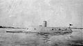 אוניית צי הקונפדרציה של ארצות הברית, "וירג'יניה" (ידועה גם כ"מרימק"). מן האוניות עטויות השריון הראשונות, שהשתתפה בקרב הראשון בין אוניות כאלה