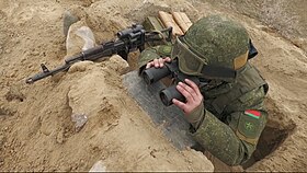 Белорусский военнослужащий в составе Коллективных миротворческих сил ОДКБ на своей позиции близ аэродрома Жетыген. 11 января 2022.