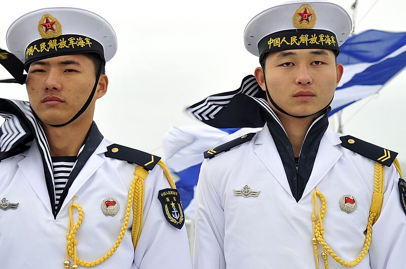 File:Chinese sailors qingdao.jpg