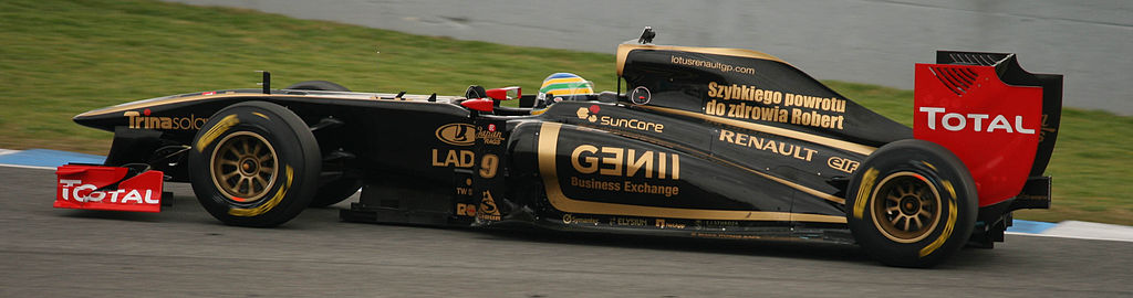 1024px-F1_2011_Jerez_-_Bruno_Senna_2_%28cropped%29.jpg