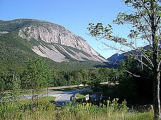 Franconia Notch mit Cannon Mountain im Hintergrund