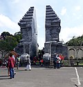 Gambar mini seharga Makam Soekarno