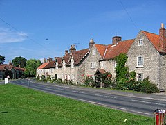 Hovingham - geograph.org.uk - 25921.jpg