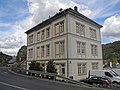 Wohnhaus in offener Bebauung