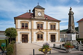 5 Maison commune de Goux les Usiers